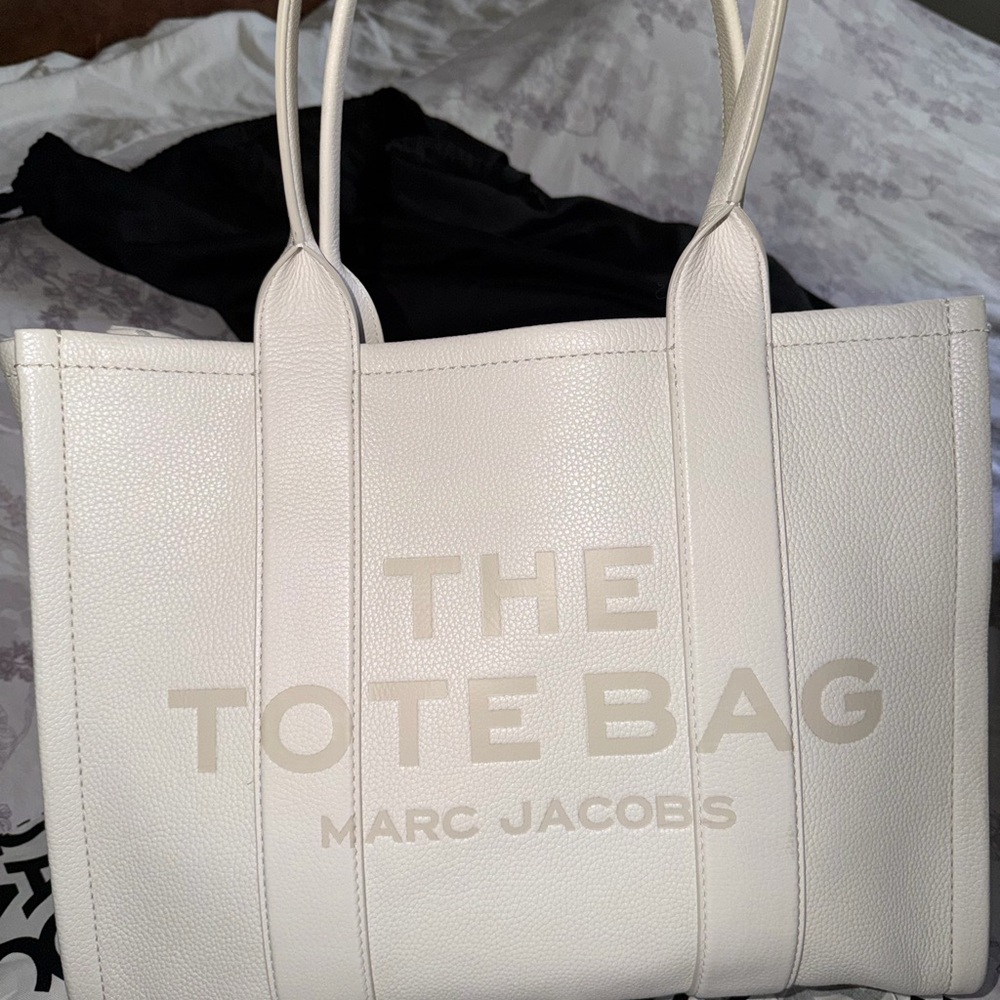 Marc Jacobs Cream Tote Bag